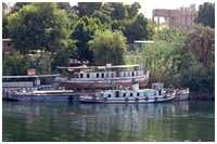 verschiedene Schiffe und Boote in Ägypten