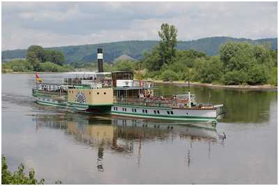 Seitenraddampfer Kurort Rathen