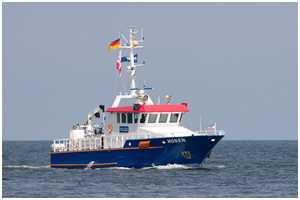 Küstenstreifenboot Hoben