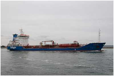 &Ouml;l-/Chemikalien-Tanker Eviapetrol V