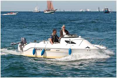 Quicksilver 500 Cabin