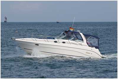Rinker Fiesta Vee 340