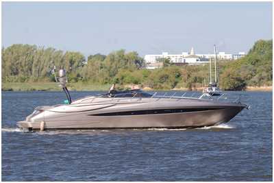 Riva Rivale 52
