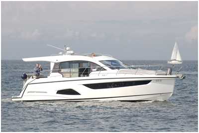 Sealine C390