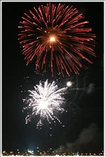 Sailors Feuerwerk zur Hanse Sail 2002