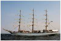 Vollschiff Dar Mlodziezy