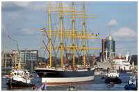 Bild: https://de.wikipedia.org/wiki/Peking_(Schiff)