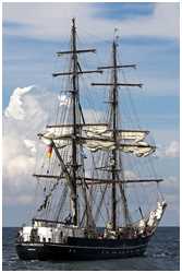 Brigg Roald Amundsen