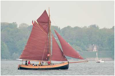 Gaffelkutter Aurora von Altona