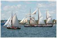 Gaffelkutter Kenilu und Dreimast-Marssegelschoner Thor Heyerdahl