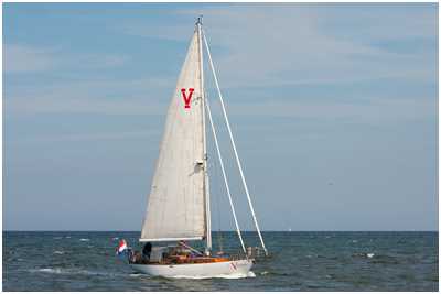 Kreuzeryacht V. Symphony