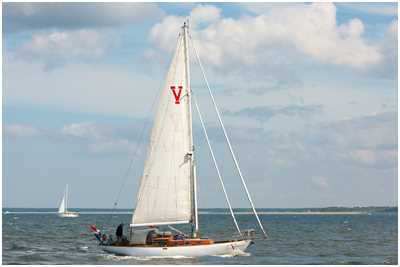 Kreuzeryacht V. Symphony