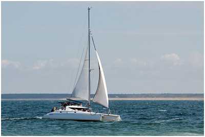Katamaran Athena 38
